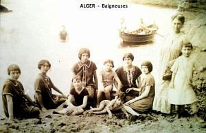 ALGER - BAIGNEUSES